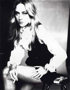 SS_26_FASHION_31.thumb.jpg.b2078a2e54ecfcbd5bcffef4283e9087.jpg
