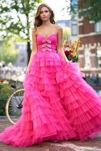 Sherri-Hill-56036-fuchsia-53697.thumb.jpg.a892f5d4a7834476d892f15c79eca783.jpg
