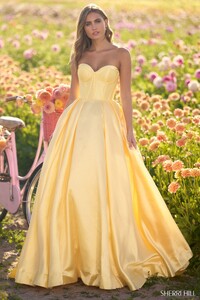 Sherri-Hill-56133-yellow-53706.thumb.jpg.d6923c3f3a29bc469b7d3cbfec0df50e.jpg