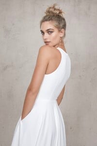 Vagabond-Bridal-Dress-Freya-AT7A4283.jpg