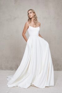 Vagabond-Bridal-Dress-Wren-AT7A2929.jpg