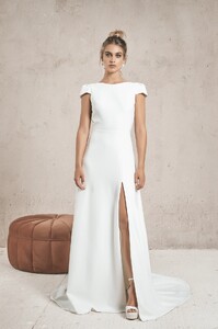 Vagabond-Demi-Dress9_wall_6635.jpg