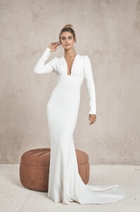 Vagabond-Rhea-Dress10_wall_6761.jpg