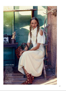 Vogue-USA-February-2014-233.thumb.png.916d4513ed1579cc6cedc90632bb75ba.png