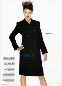 black-jackets-vogue-uk-sept-94-black-teller-06.thumb.jpg.e1f34bcf7c49aebb1c284bf442b2330b.jpg