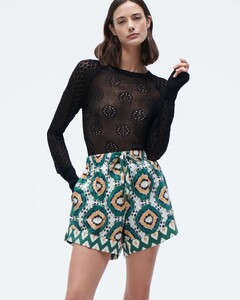 carlisweater_black_coppinsshort_3.jpg