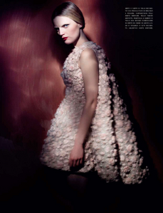 couture_09.thumb.png.03b4a68eac534d28d171ed3988472fcb.png