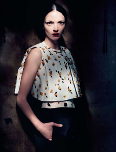 couture_18.thumb.png.7c354b92f54a01327beb5a7b7e8bec69.png