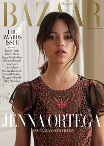 cover-jenna-ortega-hr-65410c809eda7.jpg