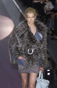 f03fendi-30b.jpg