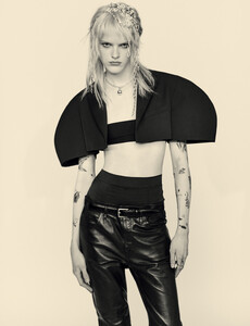 fashion_pr_n644-20_035.thumb.jpg.bd7ec1a657e6ae15cdcbb623234f02e9.jpg