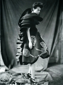 freja-beha-erichsen-by-paolo-roversi-for-vogue-italia-march-2008-individuallure-121.thumb.png.2eba05d4de629e2900ea5cc0a5233cdd.png