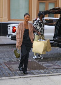 gabrielle-union-and-dwyane-wade-arrives-at-crosby-street-hotel-in-new-york-09-20-2023-5.jpg