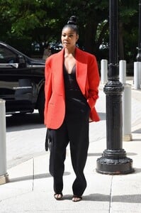 gabrielle-union-and-dwyane-wade-arrives-at-fast-company-innovation-festival-in-new-york-09-21-2023-1.jpg
