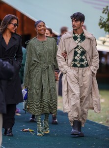 gabrielle-union-at-burberry-ss24-collection-catwalk-show-at-london-fashion-week-09-18-2023-1.jpg