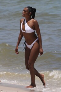 gabrielle-union-in-a-white-bikini-at-a-beach-in-miami-06-15-2023-8.jpg