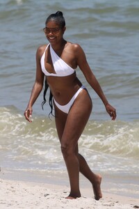 gabrielle-union-in-a-white-bikini-at-a-beach-in-miami-06-15-2023-9.jpg