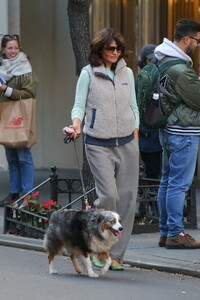 helena-christensen-out-with-her-dog-in-new-york-11-02-2023-2.jpg