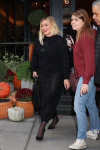 hilary-duff-out-in-new-york-11-08-2023-4.jpg