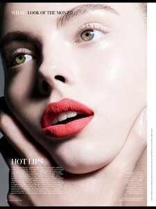 hot_lips_01.thumb.jpg.1dcfe17f0e86242643d480b6ca5241d2.jpg