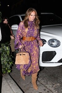 jennifer-lopez-and-ben-affleck-on-a-family-dinner-at-the-ivy-11-18-2023-0.jpg