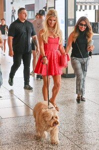 jessica-simpson-arrives-at-a-petsafe-event-in-beverly-hills-08-25-2023-4.jpg