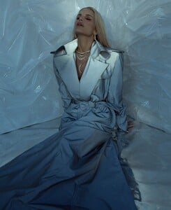 jessica-simpson-for-bustle-magazine-november-2023-1.jpg