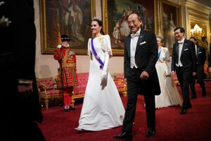 kate-middleton-at-state-banquet-at-buckingham-palace-in-london-11-21-2023-1.jpg