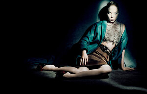 lea-seydoux-by-paolo-roversi-for-vogue-japan-may-2015_5.thumb.jpg.03fef32db92c97a728860f9a30a2aea1.jpg