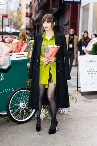 lilycollins_us_033~11.jpg