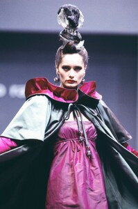 maheberner-macairepr894-.thumb.jpg.33c0d2786c94def2b7bcd11af095e35d.jpg