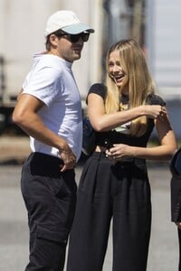 margot-robbie-out-with-her-husband-and-friends-in-perth-11-06-2023-3.jpg