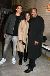 nia-long-on-backstage-at-the-piano-lesson-on-broadway-in-new-york-01-29-2023-1.jpg