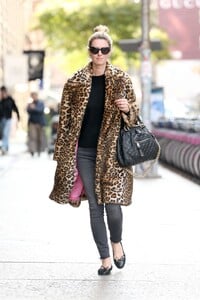 nicky-hilton-out-and-about-in-new-york-11-01-2023-6.jpg