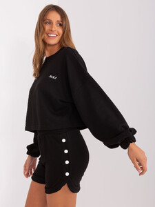 pol_pl_Czarny-damski-komplet-dresowy-z-bluza-oversize-402745_5.thumb.jpg.838a49f05479b93aa999a81980e2689d.jpg