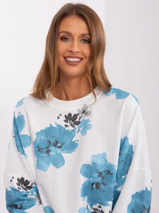 pol_pl_Ecru-niebieski-komplet-casualowy-z-bluza-oversize-w-kwiaty-403299_2.thumb.jpg.dc8d4c13110ac5c880688381220f0d5a.jpg