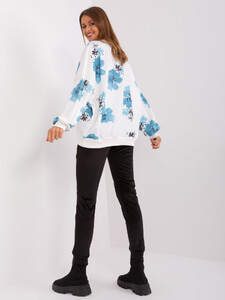 pol_pl_Ecru-niebieski-komplet-casualowy-z-bluza-oversize-w-kwiaty-403299_6.thumb.jpg.946b308479a15b1412aeefbe07cc7c79.jpg