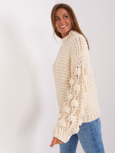 pol_pl_Jasnobezowy-sweter-oversize-z-okraglym-dekoltem-401758_5.thumb.jpg.66f9941c701a45d9c7fb38171db0a4ed.jpg