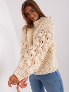 pol_pl_Jasnobezowy-sweter-oversize-z-okraglym-dekoltem-401758_8.thumb.jpg.fdecc825d9aafedc697ef5f4fa7f11bb.jpg