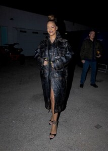 rihanna-at-asap-rocky-s-puma-x-f1-collection-launch-at-2023-formula-1-las-vegas-prix-11-17-2023-3.jpg