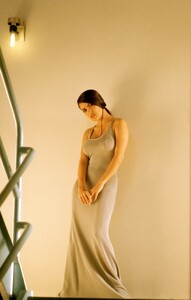 salma-hayek-at-a-photoshoot-1999-2.jpg