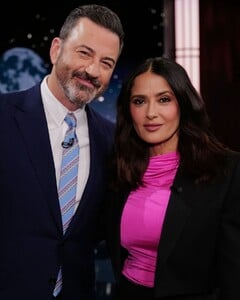 salma-hayek-at-jimmy-kimmel-live-01-30-2023-1.jpg