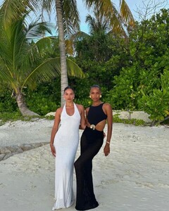 shaninamshaik_402623575_1505353623632566_5882714621714059142_n.jpg