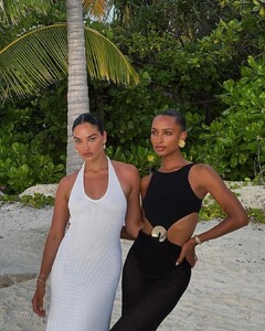 shaninamshaik_403828508_7143557922356314_1234045907392146771_n.jpg