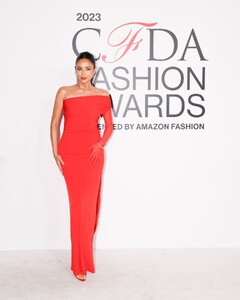 shay-mitchell-at-2023-cfda-fashion-awards-in-new-york-11-06-2023-2.jpg