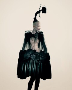 tmagazine2.thumb.jpg.b9153017491ca3873ab5c5a073e04e15.jpg
