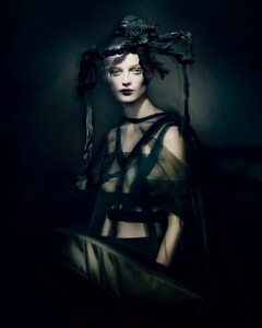 tmagazine7.thumb.jpg.ee12ee2d80adc21407fadc183506fdf8.jpg