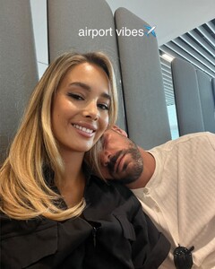 vikyvarga_375939741_1594684044635394_6080096441068029834_n.thumb.jpg.bae4d557649b2a7e87b268ef6eceb30d.jpg