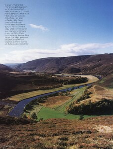 vogue-uk-feb-1999-road-trip-002.thumb.jpg.3a8000ca77f5db059a37efaeba0d5f6a.jpg