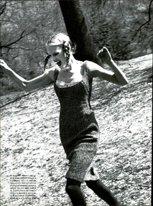 von_Unwerth_Vogue_Italia_October_1996_03.png.6774624f3f5ccd00f9317a82b40d3ebd.png